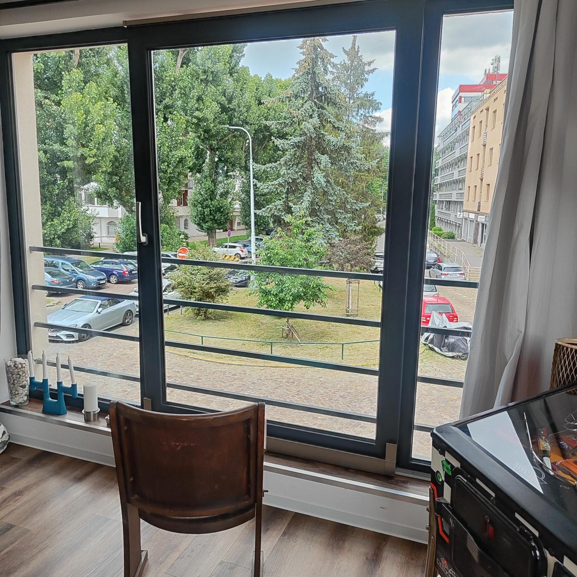 Apartment Big Windows Прага Экстерьер фото